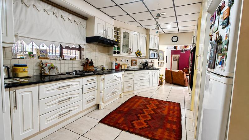 5 Bedroom Property for Sale in Dan Pienaar Free State